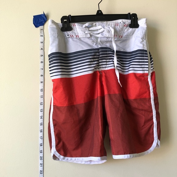 American Eagle Outfitters 🦅 boys swim trunks. - Picture 1 of 7